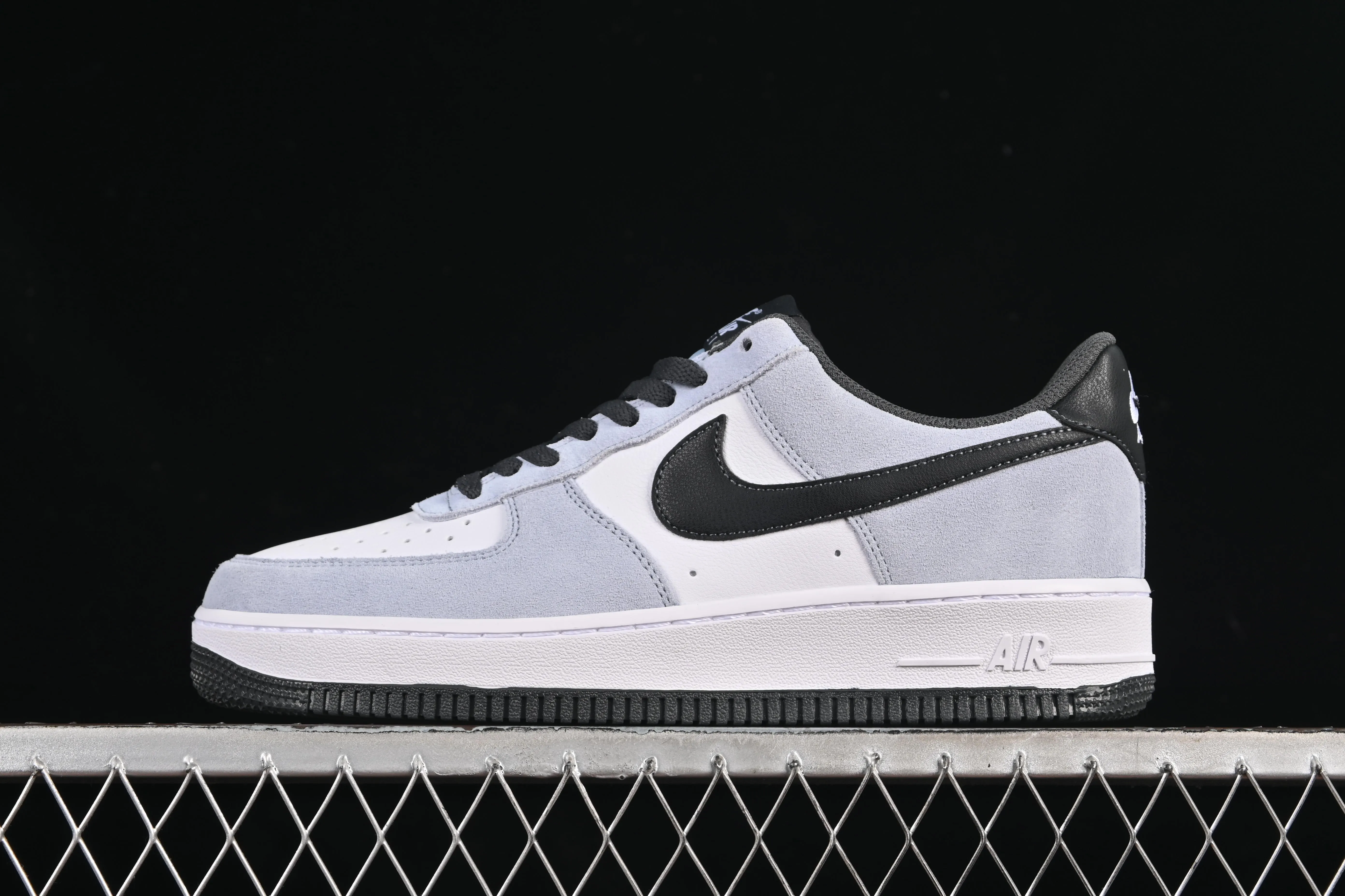 All categories Nk Air Force 1 Air Force series Nk Air Force 1 Low Air Force low-top Nike Air Force 1'07 Low Air Force 1 low-top casual sneakers IF6205-400